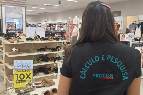 Procon Goiânia aponta variação de 95 52 em presentes para o Dia das