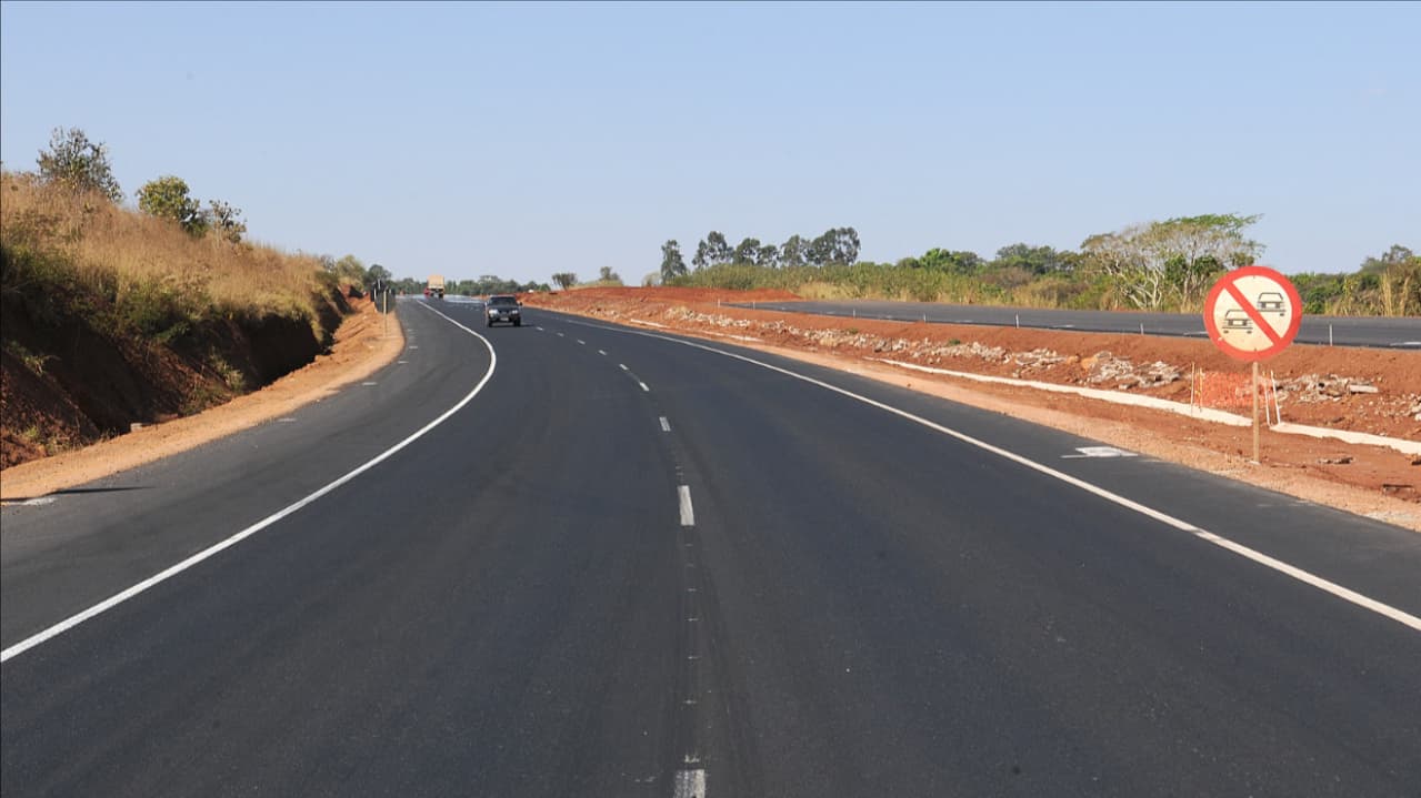 Trechos de rodovias goianas são incluídos no Programa Nacional de