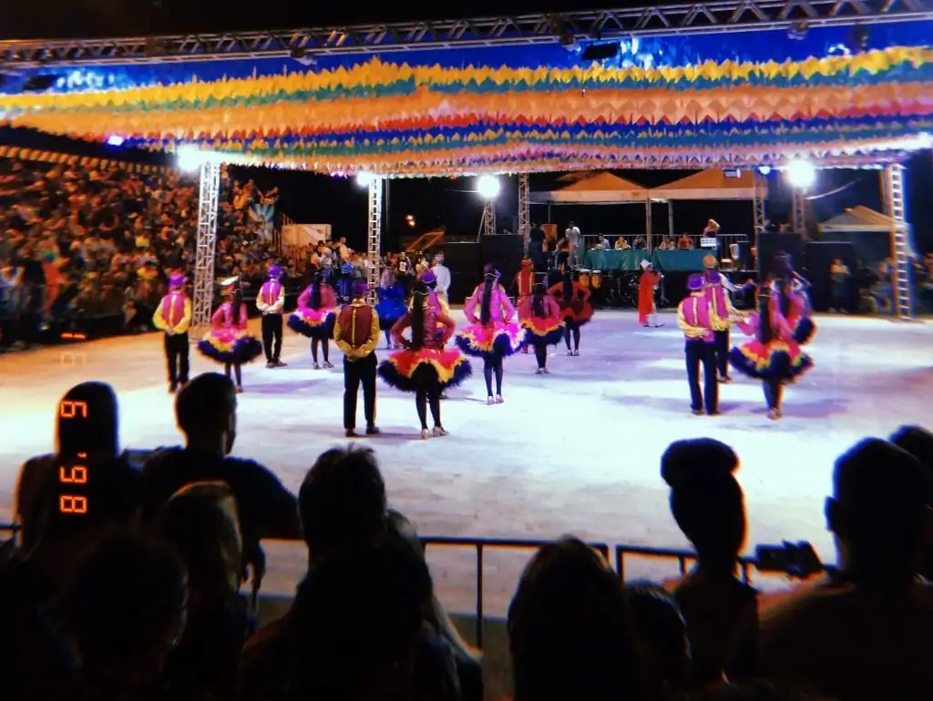 Arraiá do Cerrado 2019 tem apresentações de 14 quadrilhas profissionais, shows e comidas típicas