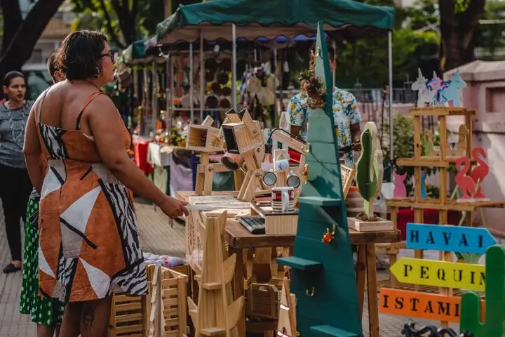 Mercado das Coisas tem edição especial de Natal no Lyceu, em Goiânia