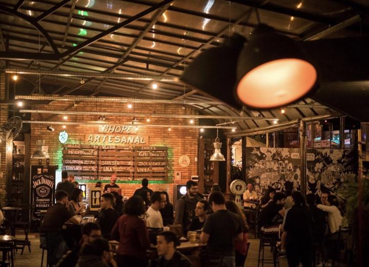 Happy hour em Goiânia: os melhores locais para aproveitar e economizar