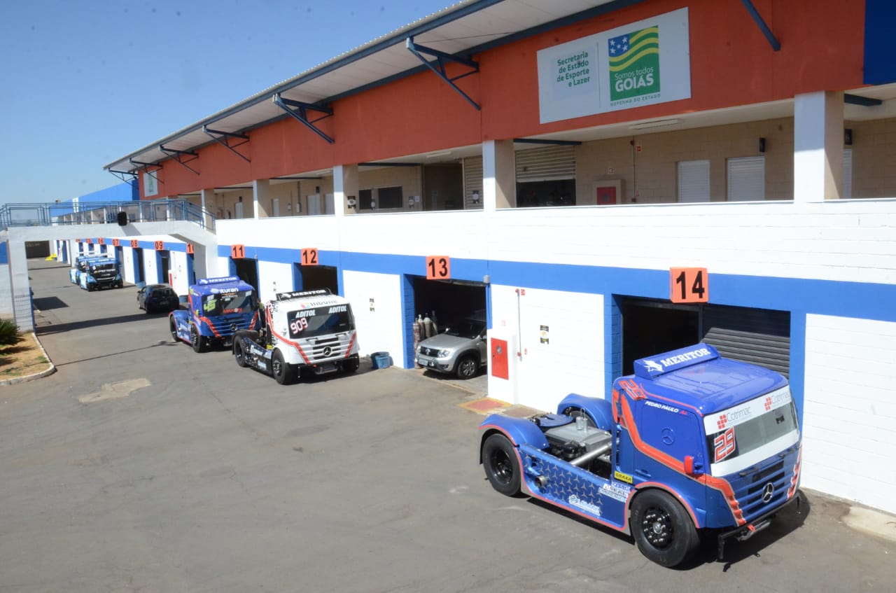 Autódromo de Goiânia terá público drive-in em corrida da Copa Truck