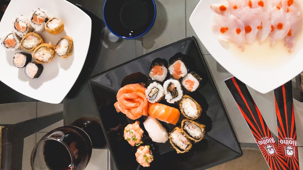 5 restaurantes de comida japonesa em Goiânia para pedir delivery de sushi por 1 real a peça