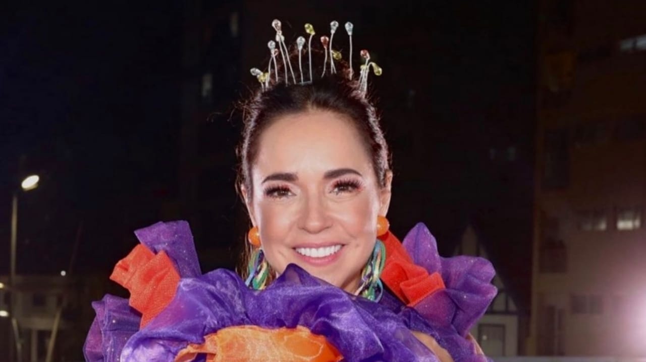 Live Daniela Mercury cantora confirma "Carnaval Virtual da Rainha"