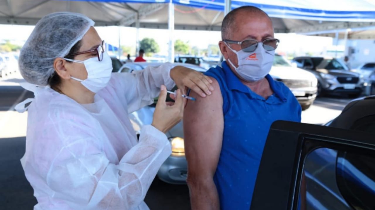 Aparecida de Goiânia inicia vacinação de idosos a partir de 60 anos