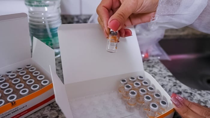Goiás recebe mais 99,8 mil vacinas contra a Covid-19