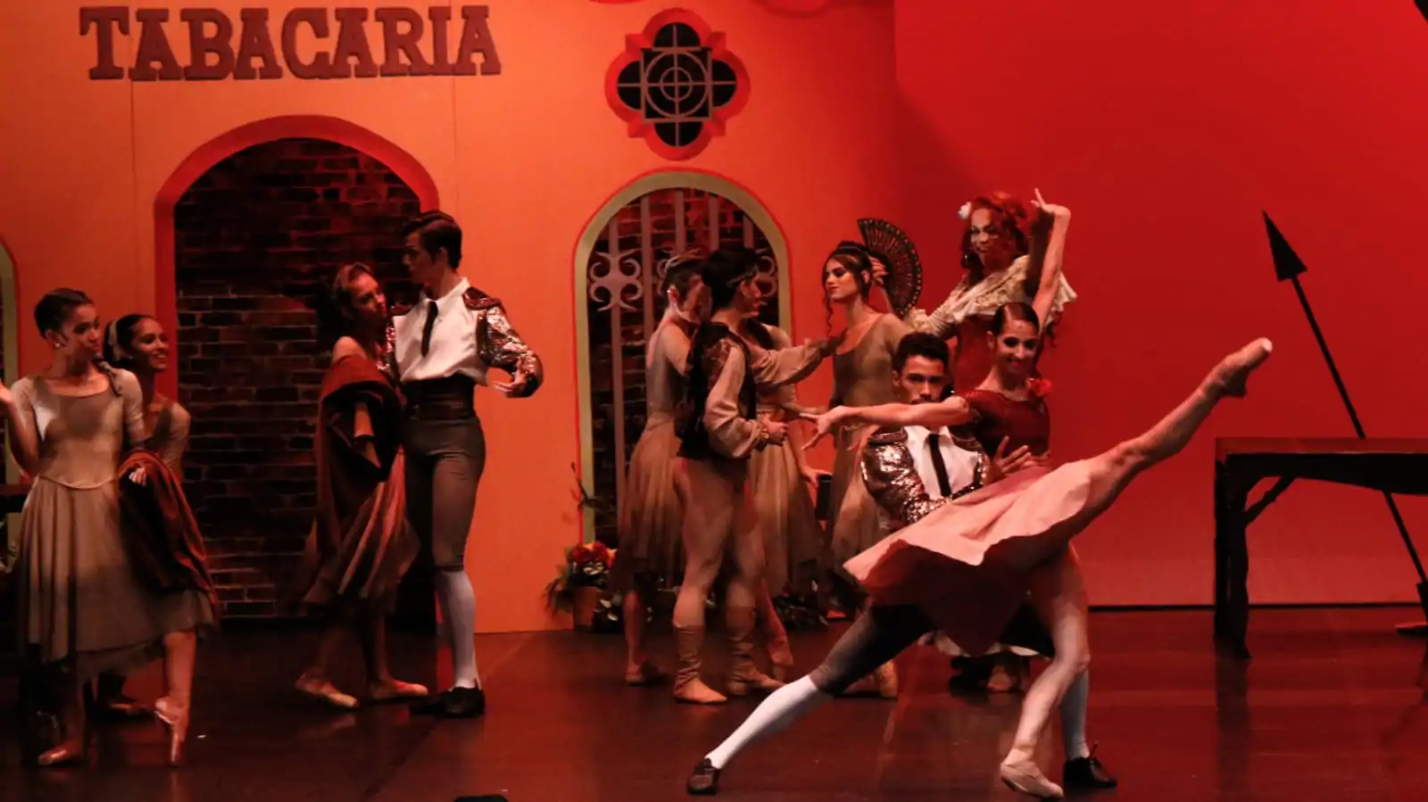 Terça no Teatro terá duas apresentações do espetáculo Carmen