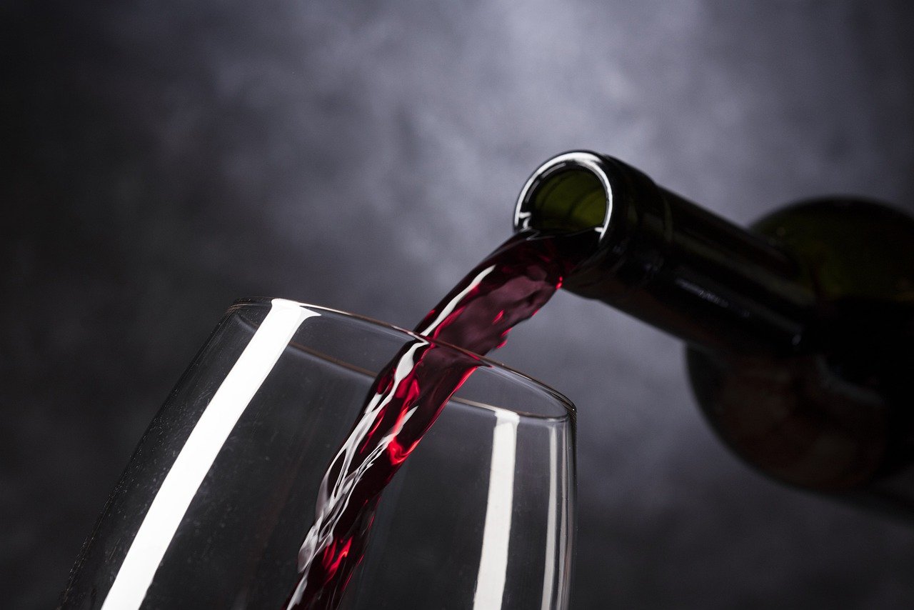 Goiânia ganha primeiro Wine Bar com autoatendimento