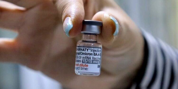 Aparecida de Goiânia inicia vacinação bivalente contra Covid-19