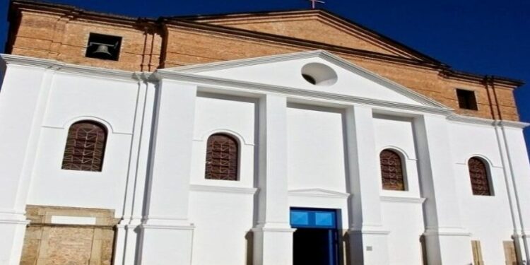 Catedral de Sant'Ana, na cidade de Goiás, passará por restauração