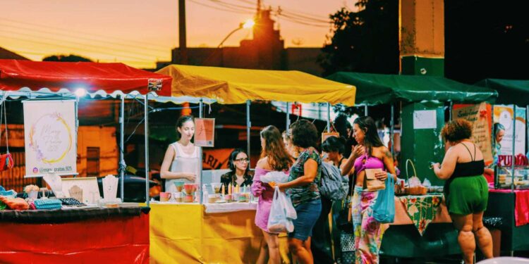 Feira das Minas, em Goiânia, faz edição especial do Dia da Mulher