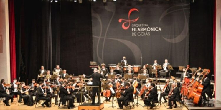 Concerto da Orquestra Filarmônica de Goiás terá regência da italiana Gianna Fratta