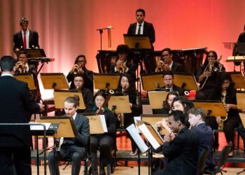 Banda Sinfônica Jovem de Goiás faz concerto natalino