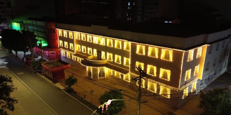 Prefeitura de Goiânia mantém decoração de Natal até 6 de janeiro
