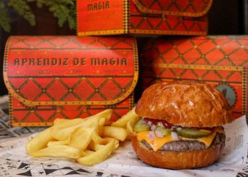 Goiânia ganha 1º unidade de hamburgueria inspirada em Harry Potter