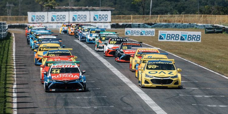 Stock Car inicia temporada 2024 com corridas em Goiânia