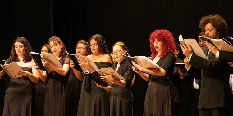 Coro Sinfônico Jovem de Goiás faz concerto de abertura da temporada 2024