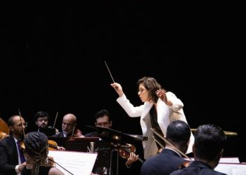 Filarmônica de Goiás apresenta concerto com participação de solista internacional