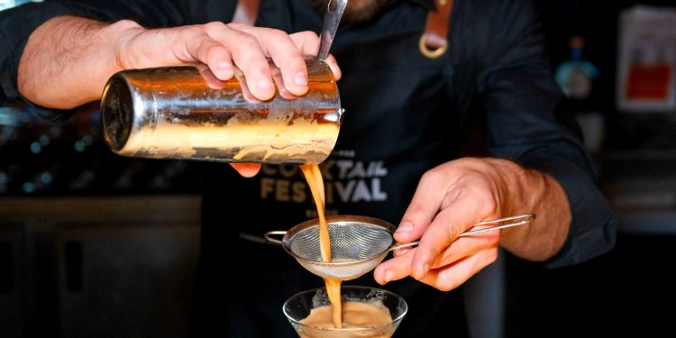 Cocktail Festival leva alta coquetelaria para mais de 3 mil casas por todo o país