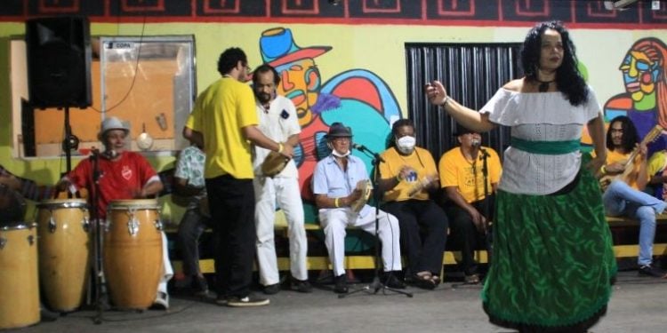 Projeto Buracão da Arte oferece oficinas gratuitas de Capoeira e Samba Chula