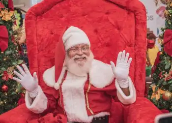 Araguaia Shopping inaugura decoração de Natal e recebe Papai Noel