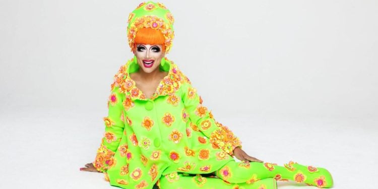 Bianca Del Rio traz comédia stand-up "Dead Inside" pela 1ª vez a Goiânia