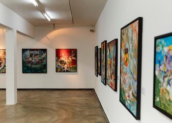 Sesc Goiás estende exposição sobre o lorde inglês Robin MacGregor