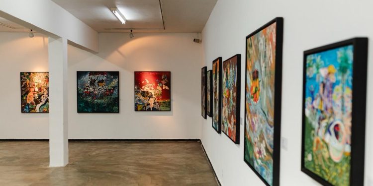 Sesc Goiás estende exposição sobre o lorde inglês Robin MacGregor