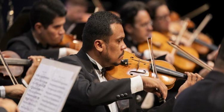 Orquestra Sinfônica de Goiânia faz concerto em homenagem às mulheres neste domingo (9/3)