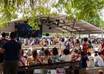 FLIP 2025 sob o olhar de Ana Lima Cecílio e a alma de Paulo Leminski