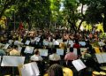 Concerto celebra Dia das Mães com clássicos de Roberto Carlos em Goiânia
