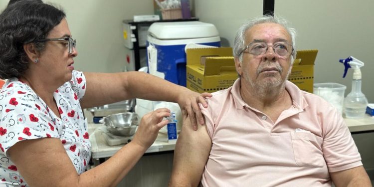 Goiânia realiza Dia D de Vacinação contra Influenza neste sábado (10/5)