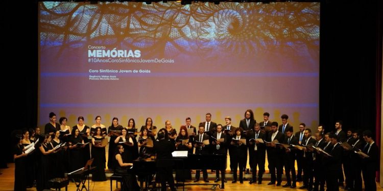 Coro Sinfônico Jovem de Goiás abre temporada 2025 com apresentação da “Ópera Gala”
