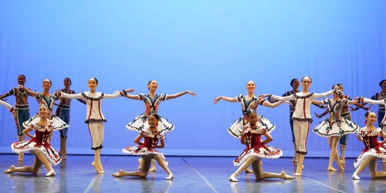 Noite de Gala reúne talentos da dança goiana antes do maior festival do Brasil