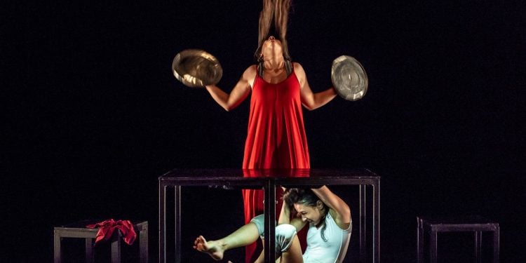 Teatro Sesc Centro recebe espetáculo "Depois do Silêncio"