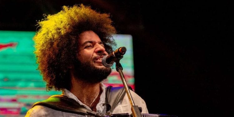 Luau da Liberdade recebe sanfoneiro Mestrinho em apresentação gratuita