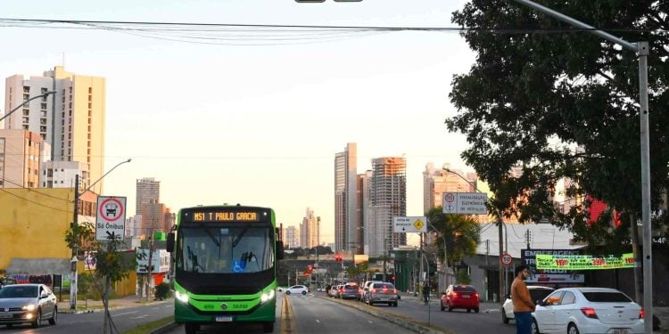 Metronização reduz pela metade tempo de viagem no BRT entre Praça Cívica e Terminal Isidória