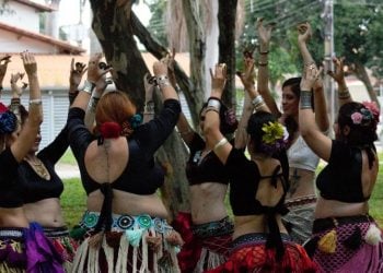 Dança tribal como experiência de conexão ganha novo workshop em Goiânia