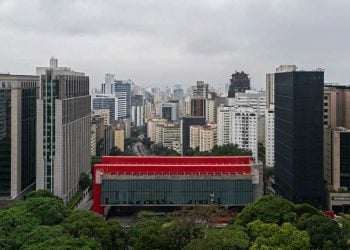 20 museus em São Paulo onde a arquitetura amplia a experiência da arte