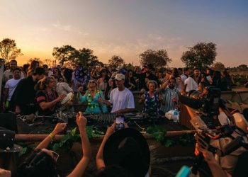 Festa Pitoresca une música eletrônica e vinho em Pirenópolis