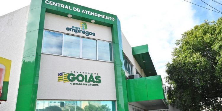 Governo de Goiás realiza feirão de empregos para pessoas com deficiência