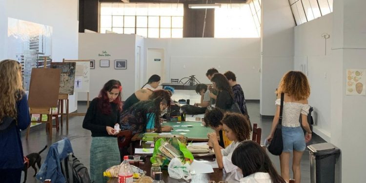 Escola de Artes Visuais inicia oficinas gratuitas
