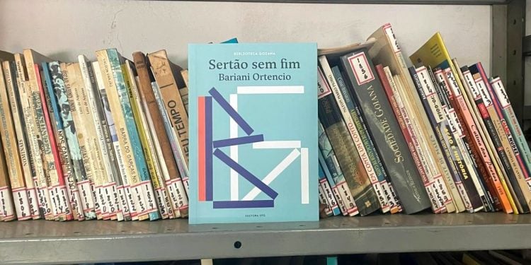 Editora UFG relança obra "Sertão sem fim" de Bariani Ortêncio