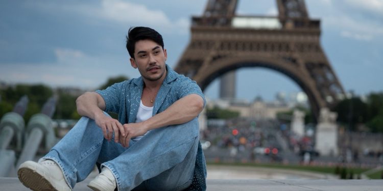 Hugo Vitti lança clipe internacional “Hero”, gravado em Paris
