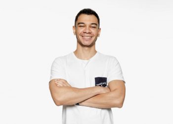 Igor Guimarães apresenta novo show “Stand-up de Humor” em Goiânia