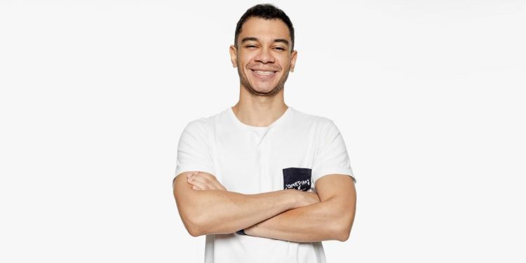 Igor Guimarães apresenta novo show “Stand-up de Humor” em Goiânia
