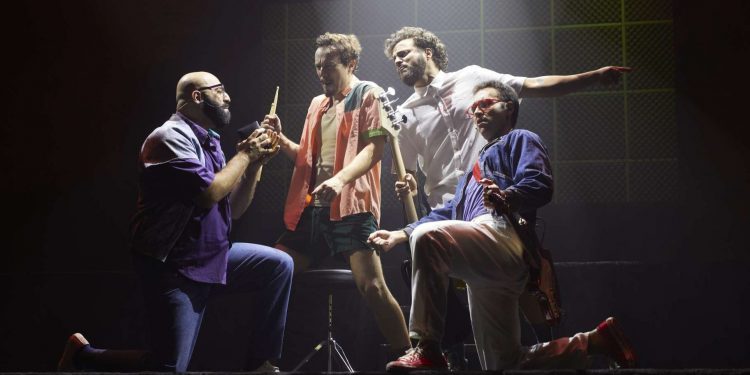 Musical que celebra 40 anos dos Paralamas do Sucesso chega a Goiânia