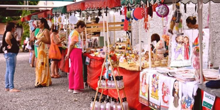 Instituto Unimed Goiânia promove “Feira Criativa Rosa e Azul”