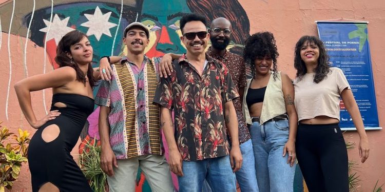 Goiânia Clandestina leva poesia goiana a Moçambique