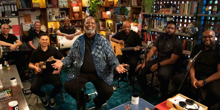 Péricles é o convidado do Tiny Desk desta terça-feira (21/10)